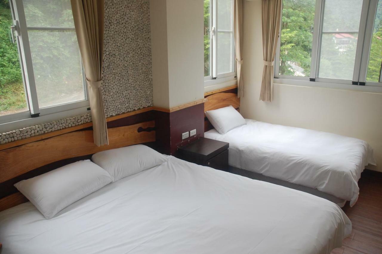 Wenquan Chihpen Lucky Hot Spring B&B المظهر الخارجي الصورة