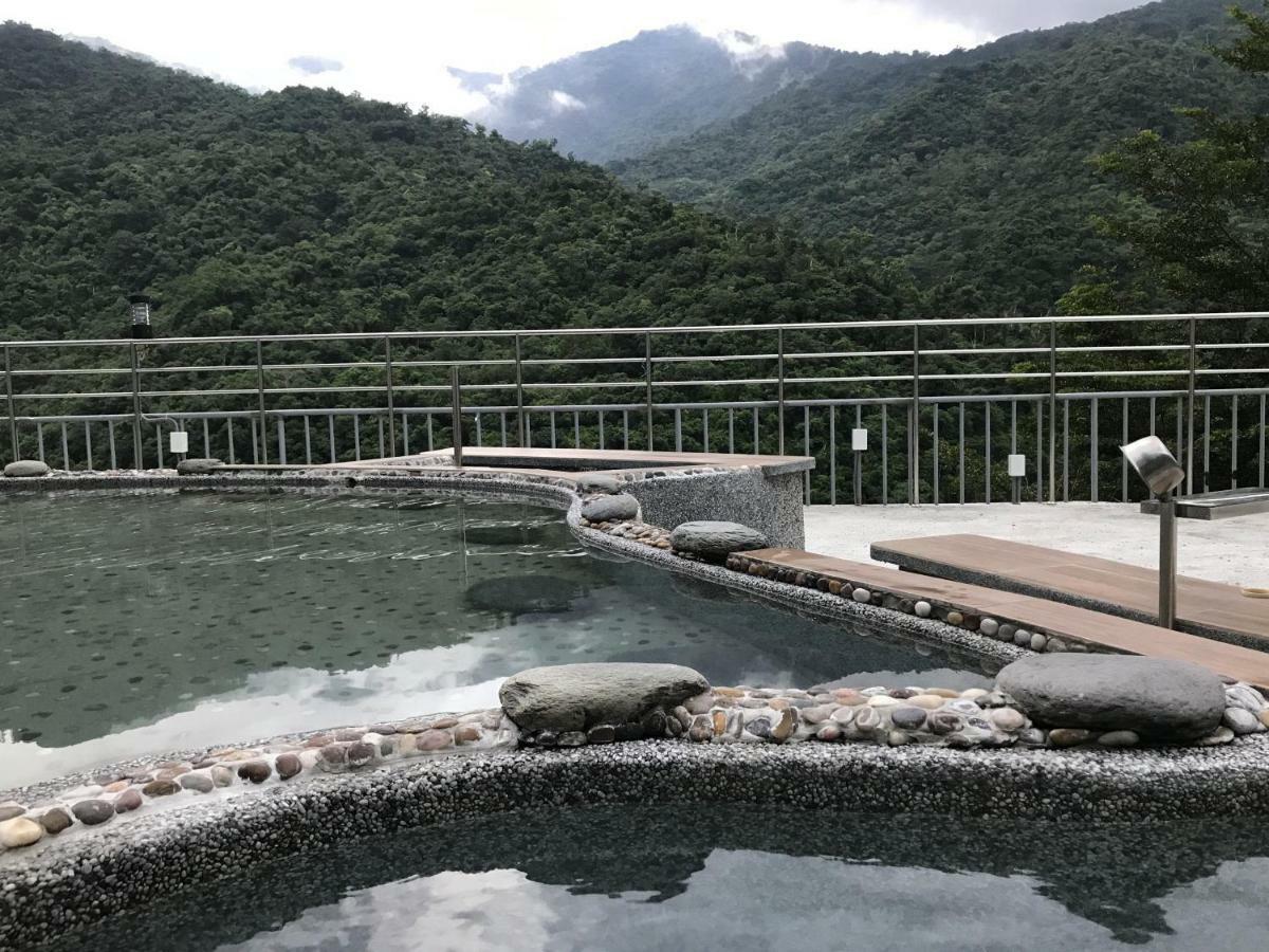 Wenquan Chihpen Lucky Hot Spring B&B المظهر الخارجي الصورة